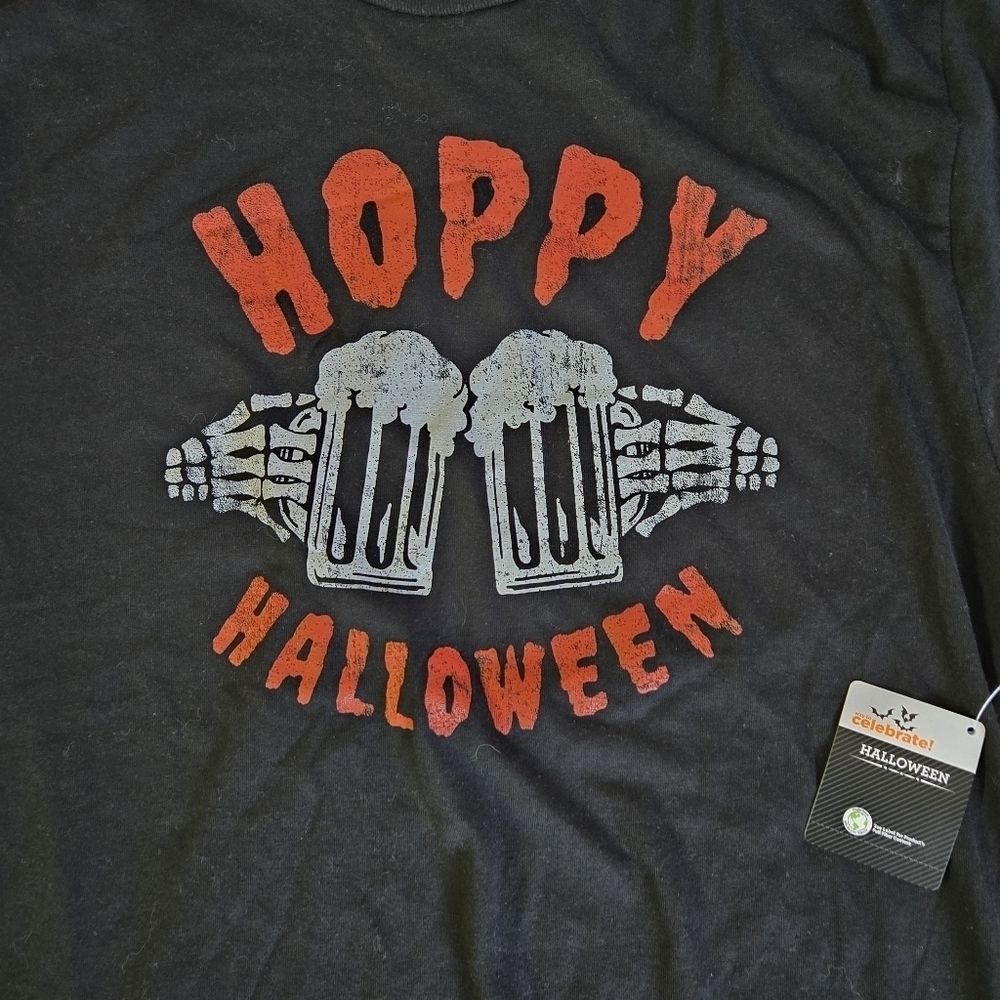 'Hoppy Halloween' Graphic T-Shirt in Black sz M (38-40) - Picture 2 of 7